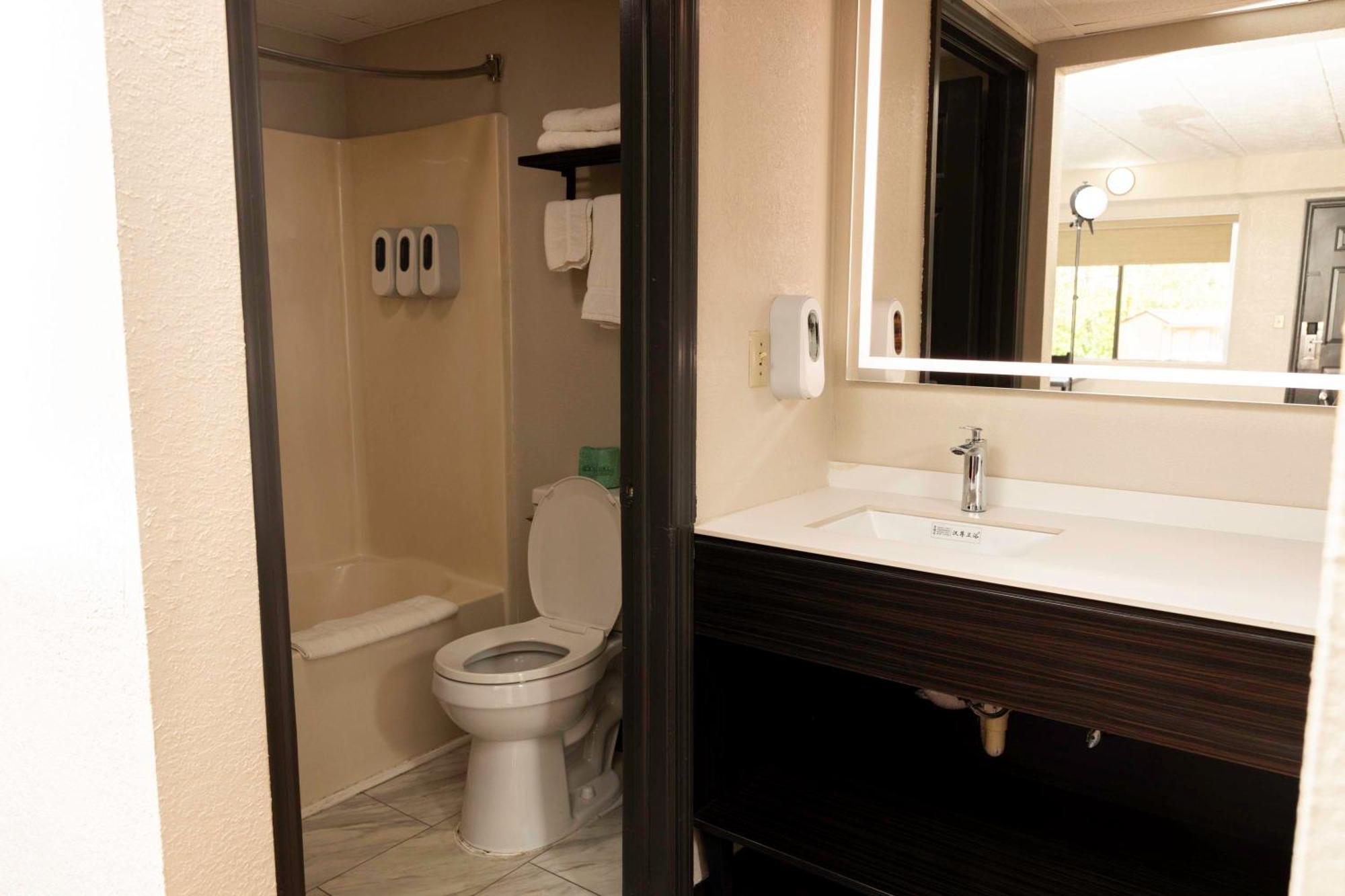 Paragon Inn Hillsboro Экстерьер фото