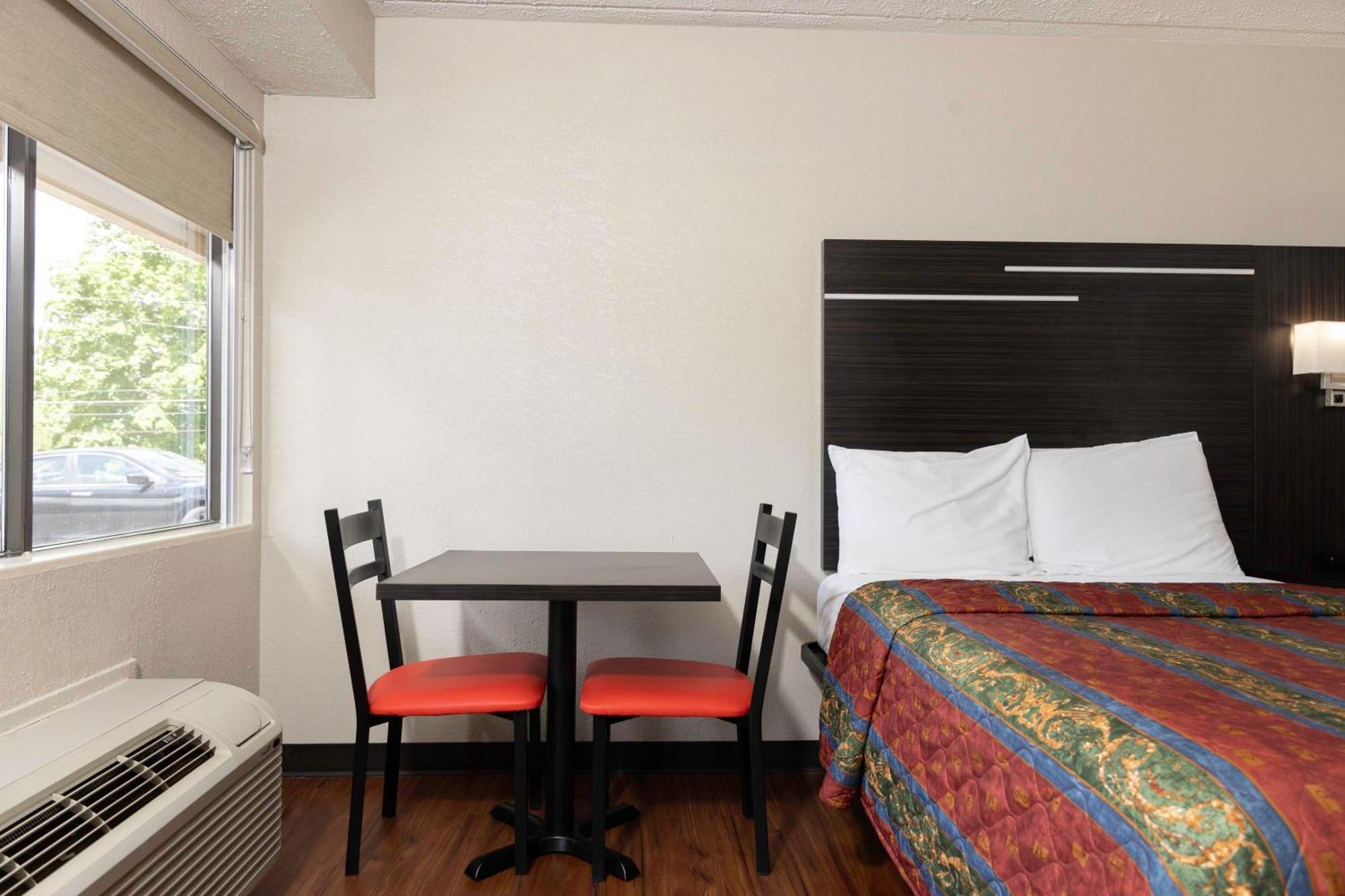 Paragon Inn Hillsboro Экстерьер фото